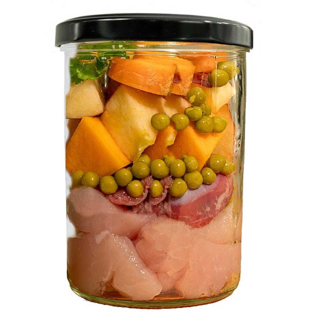 Raw Ingredients for Fidelis Gently Cooked Chicken Dog Food – Fresh Chicken, Sweet Potato, Carrots, Peas, Apples, and Pumpkin.